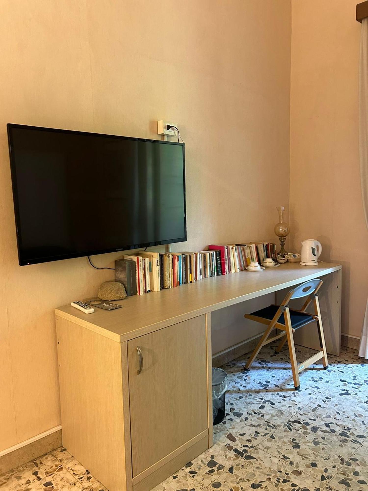 카타니아 Bed And Books B&B 외부 사진
