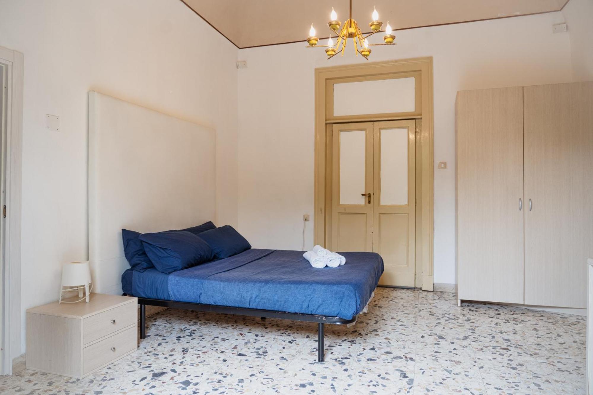 카타니아 Bed And Books B&B 외부 사진