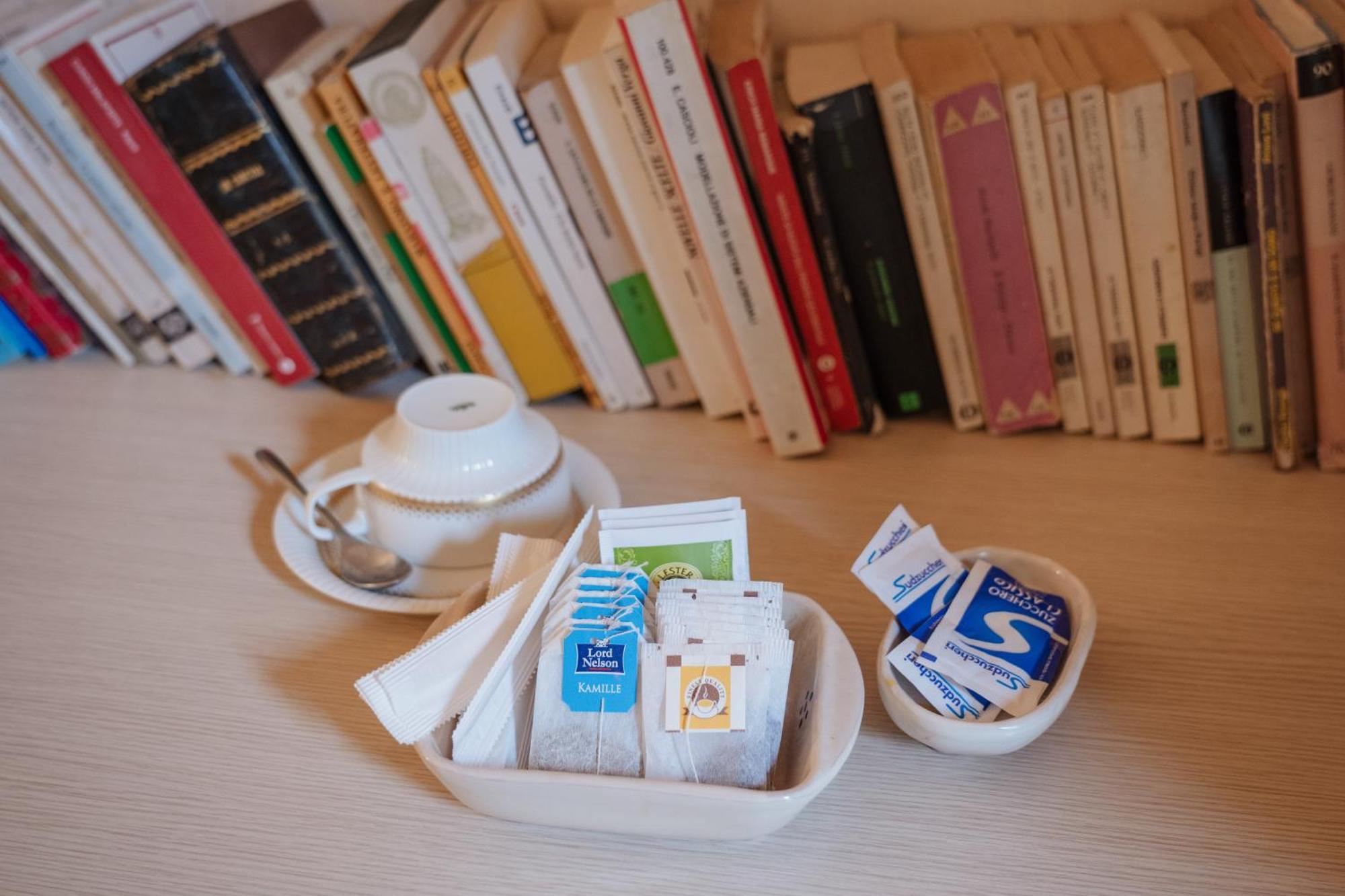 카타니아 Bed And Books B&B 외부 사진